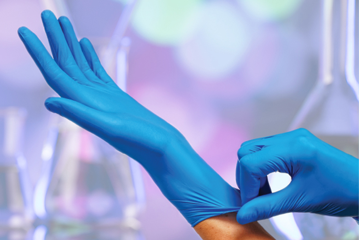 Freedom IV™ AcceleratorFree Nitrile Exam Glove YTY