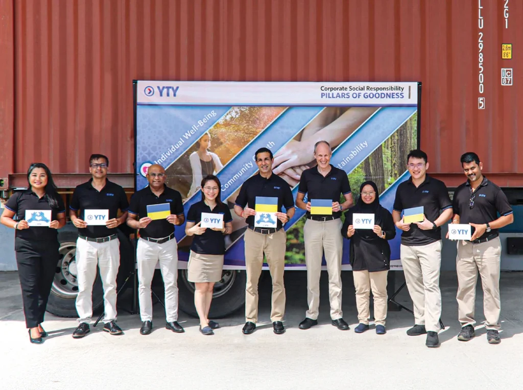 YTY glove donation to Ukraine